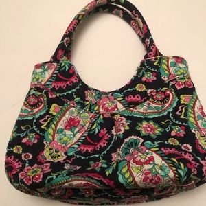 Vera Bradley handbag Preow waiting for a new home